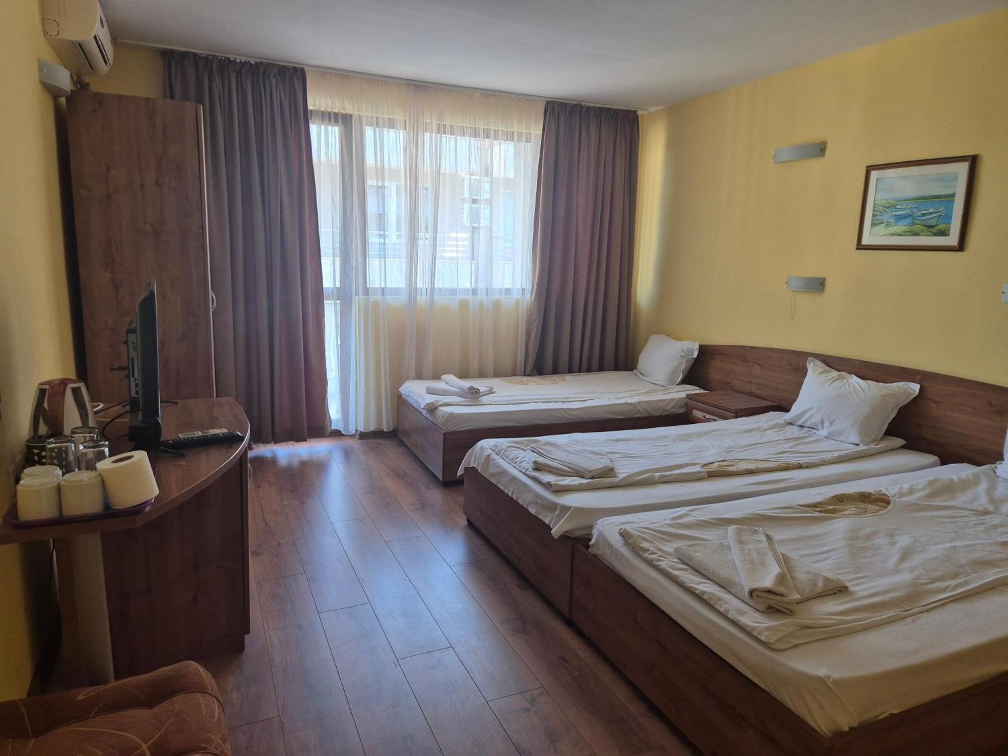 פרימורסקו Vladimirov Guest House מראה חיצוני תמונה